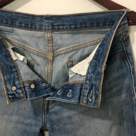 levi’s 501 mom jeans - Picture 3 of 3